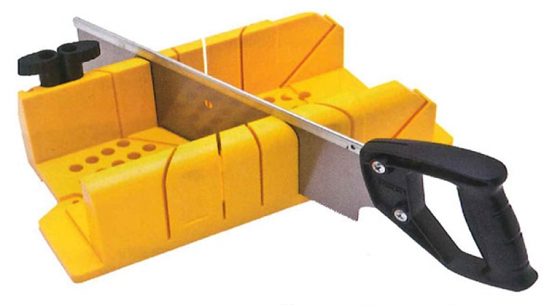 Tagliacornici 220x80mm con sega Stanley